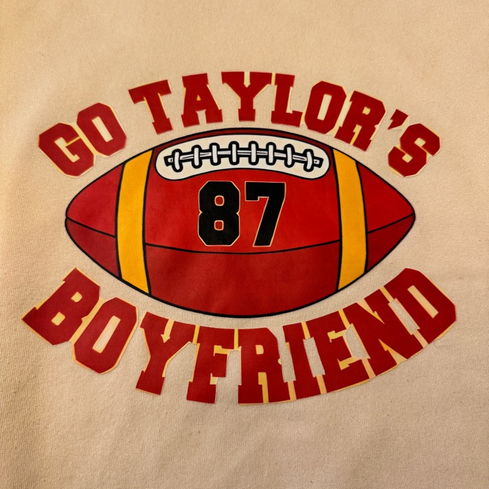 TAYLOR Sweatshirt for youth: “Go Taylor’s Boyfriend,” light yellow, sz XS
